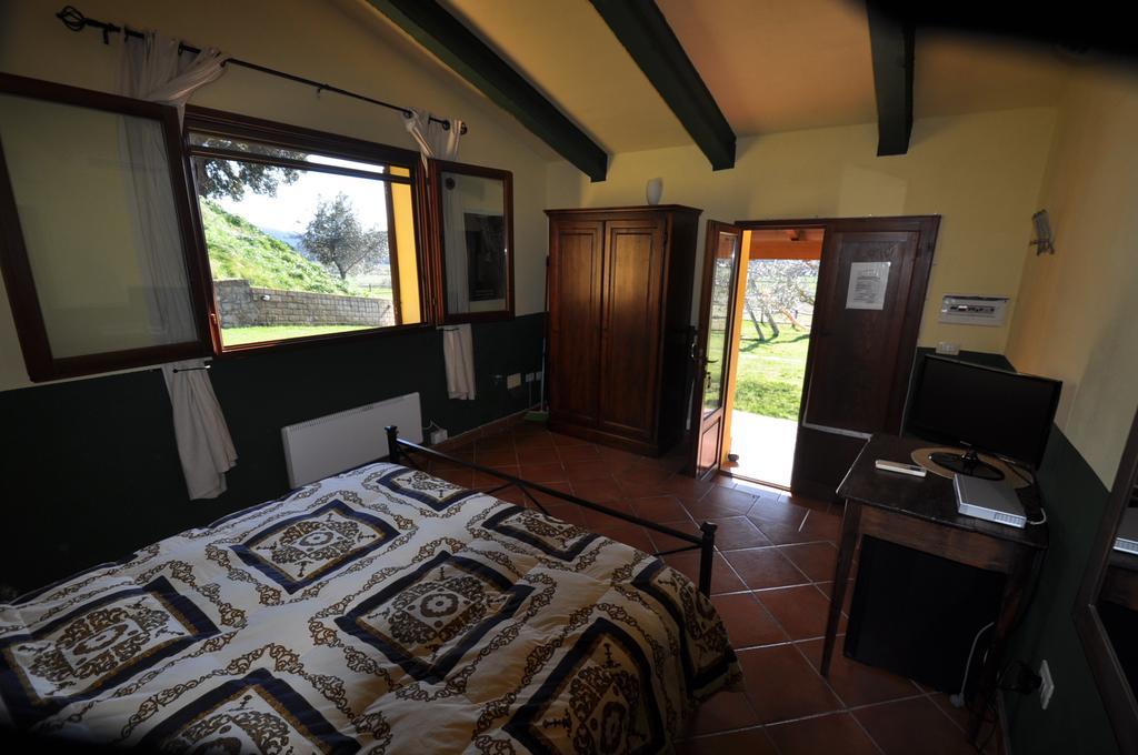 Agriturismo Il Cerrosughero Villa สการ์ลีโน ห้อง รูปภาพ