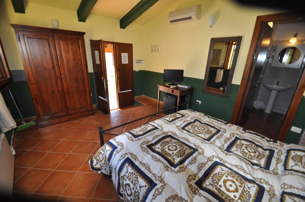 Agriturismo Il Cerrosughero Villa สการ์ลีโน ห้อง รูปภาพ