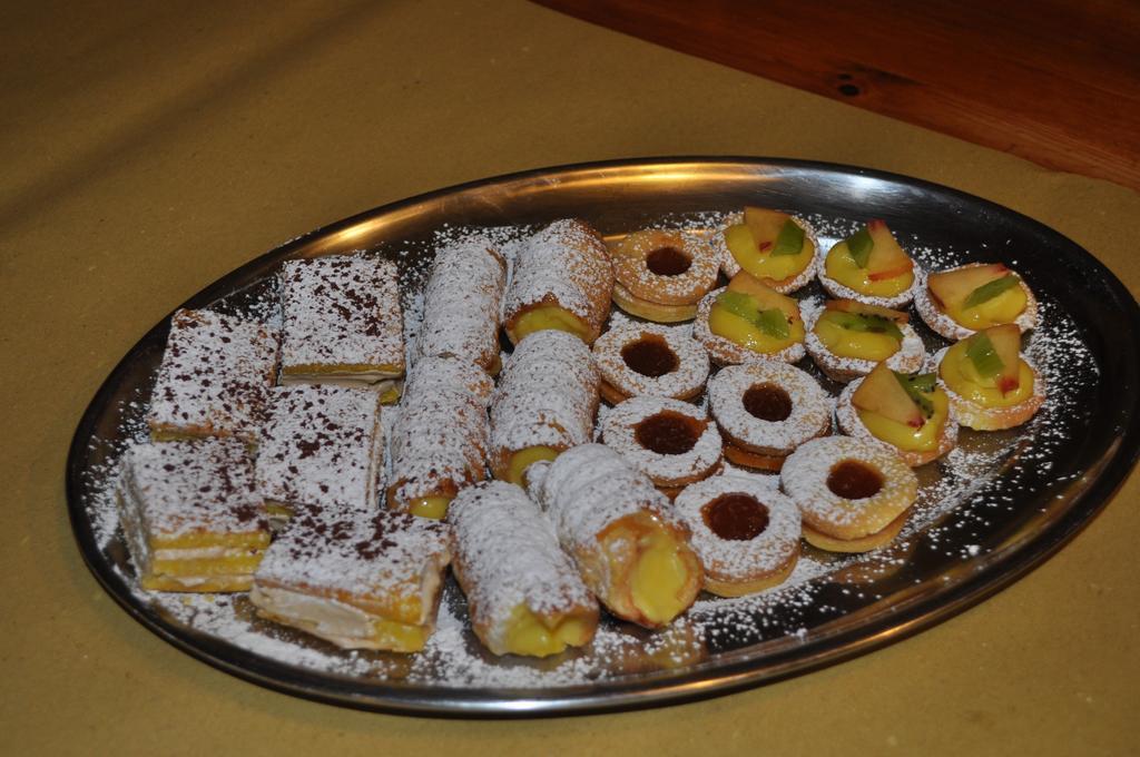Agriturismo Il Cerrosughero Villa สการ์ลีโน ภายนอก รูปภาพ